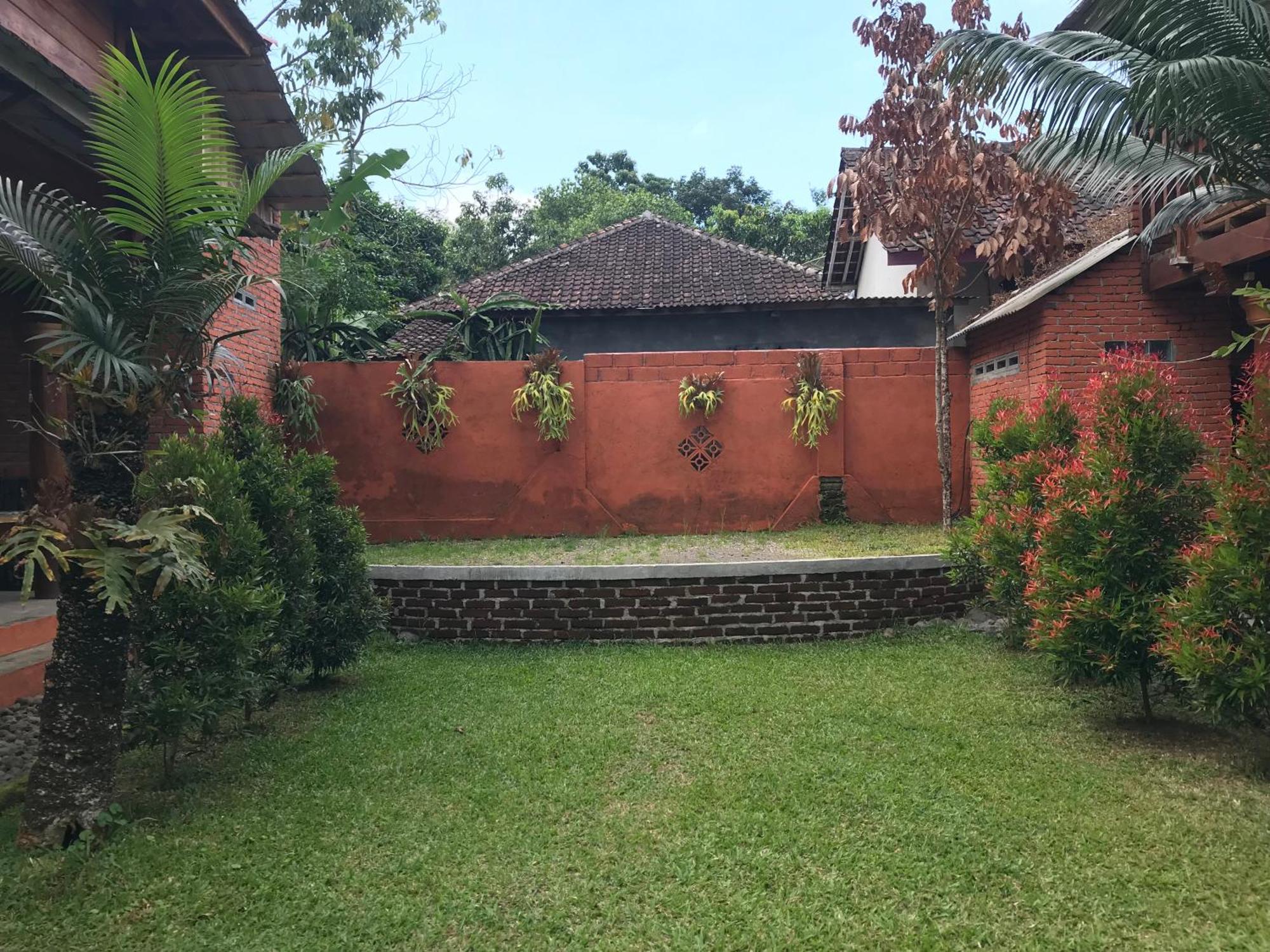 Bello Bungalow Batukliang Екстериор снимка