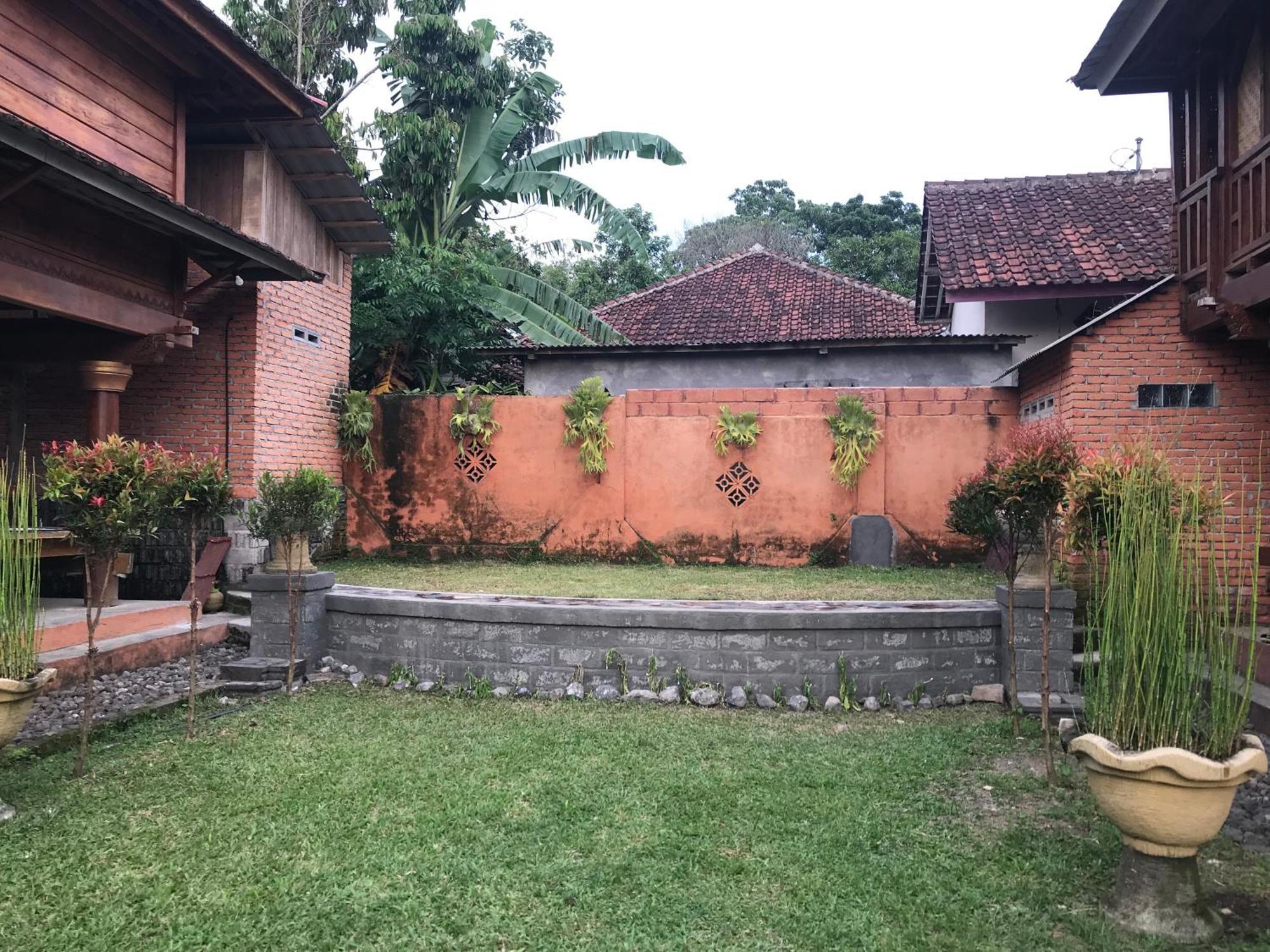 Bello Bungalow Batukliang Екстериор снимка