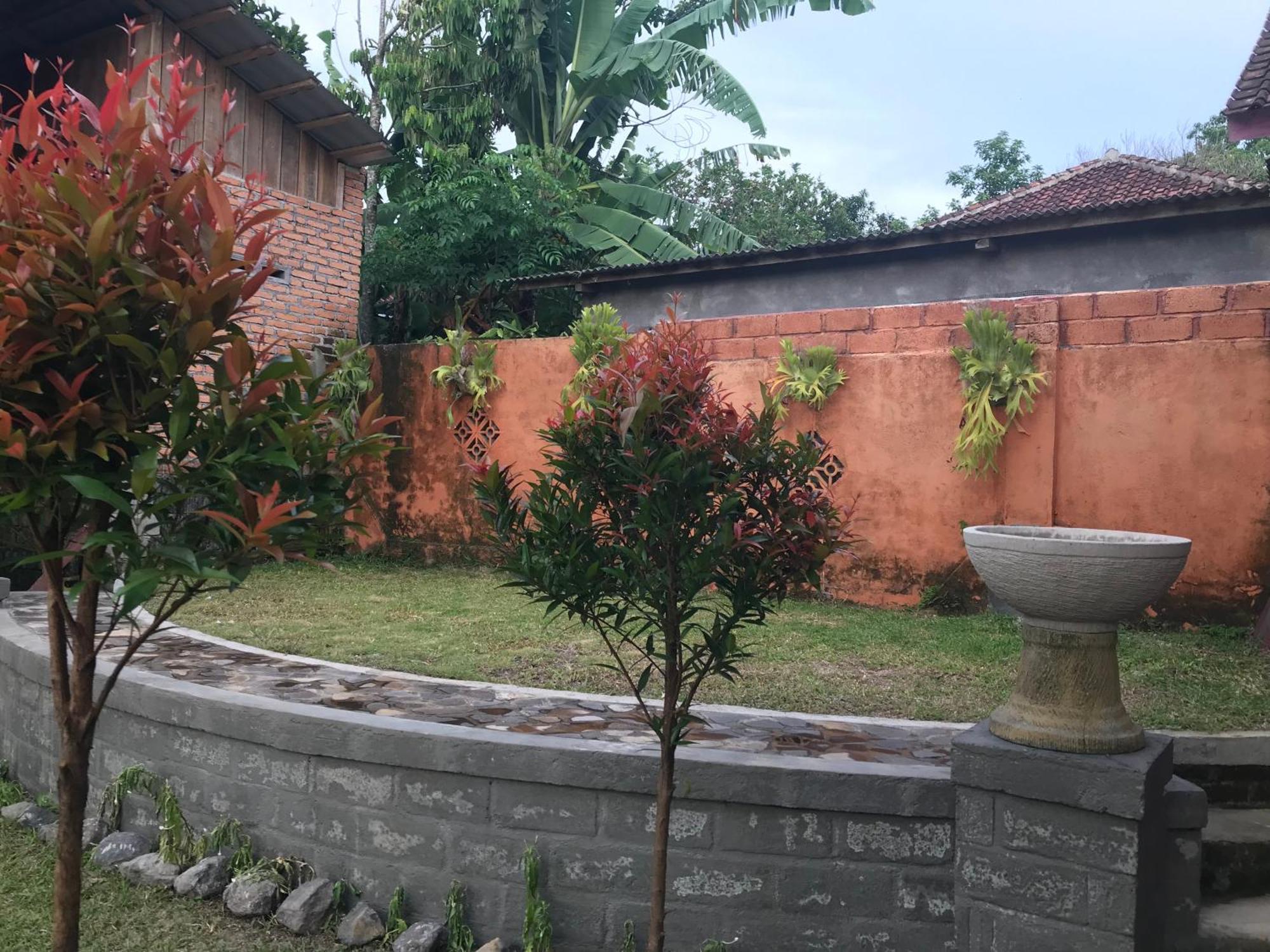 Bello Bungalow Batukliang Екстериор снимка