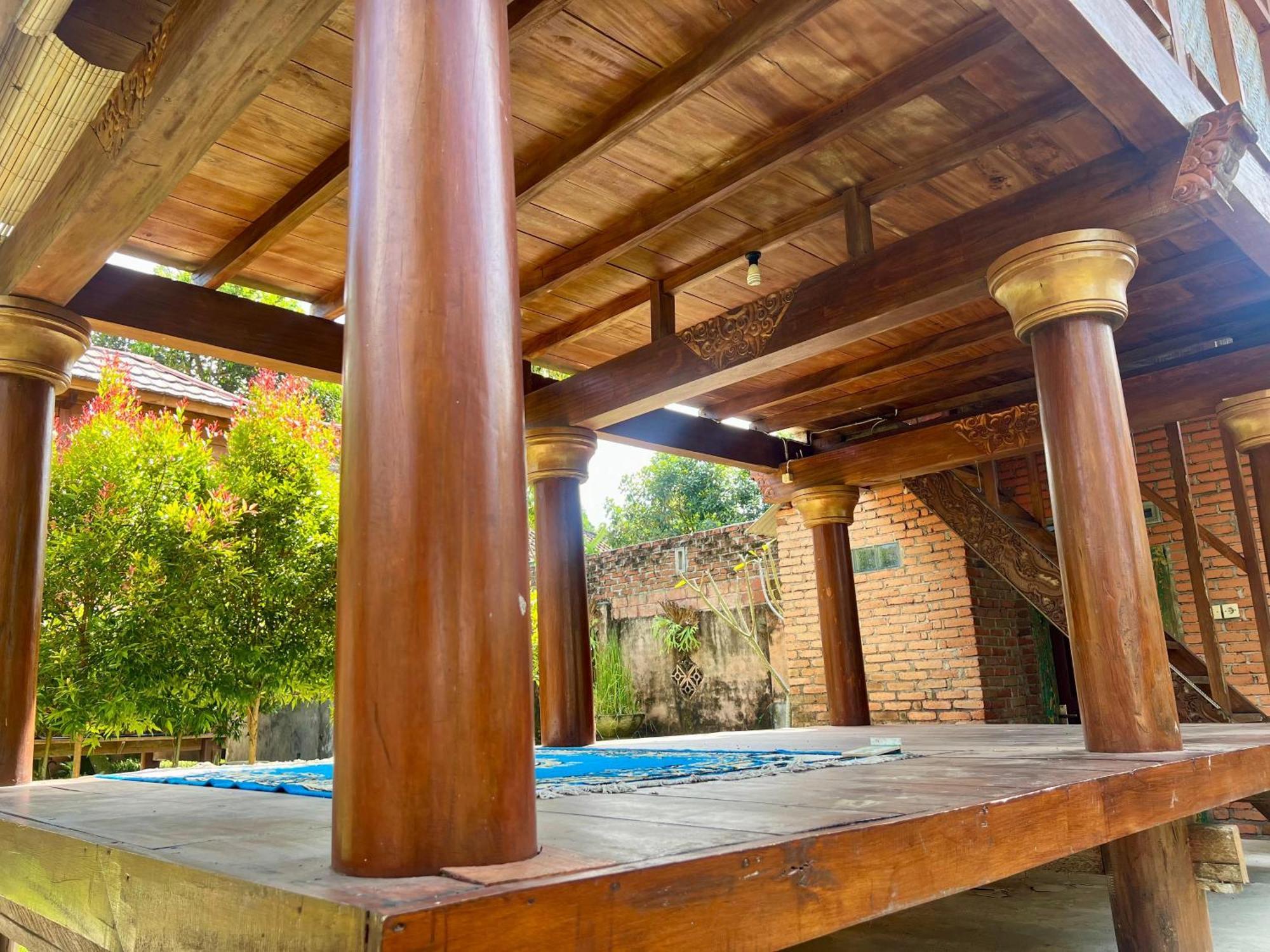 Bello Bungalow Batukliang Екстериор снимка