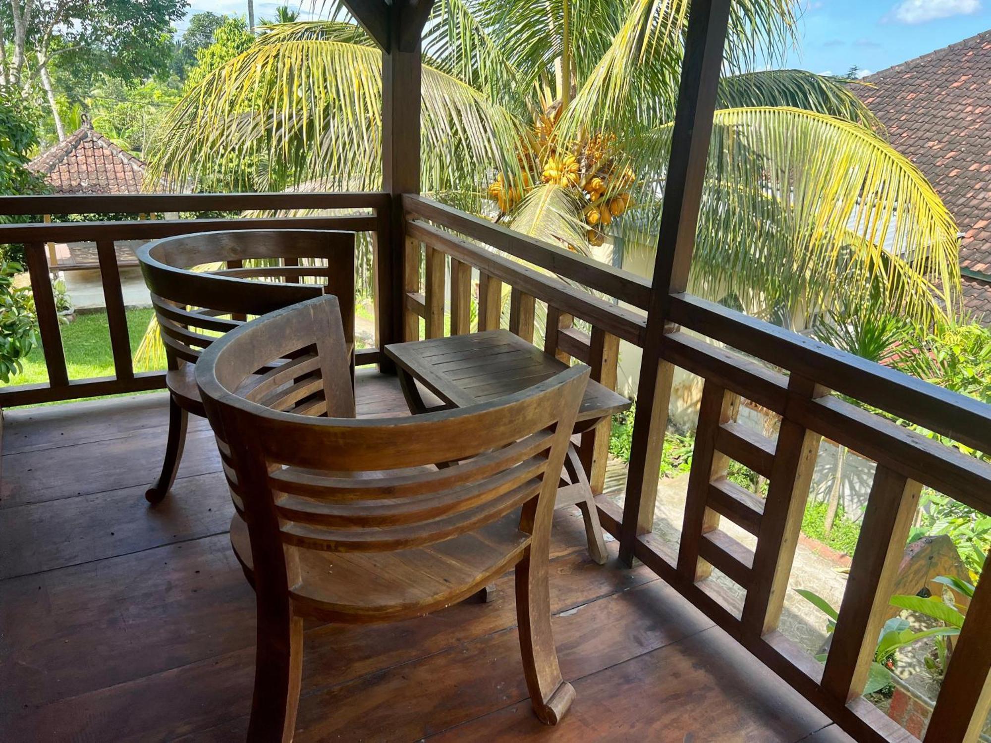 Bello Bungalow Batukliang Екстериор снимка