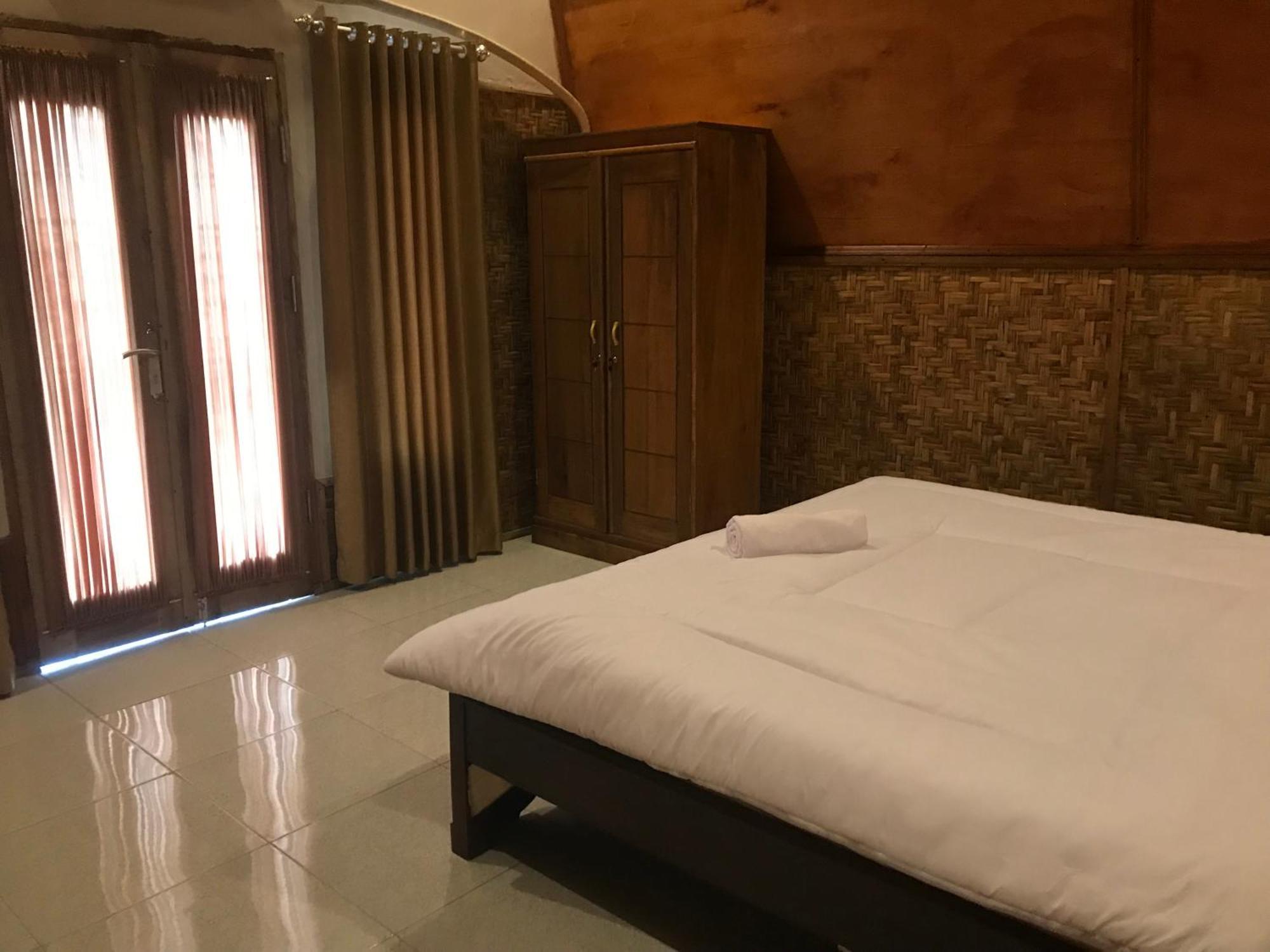 Bello Bungalow Batukliang Екстериор снимка