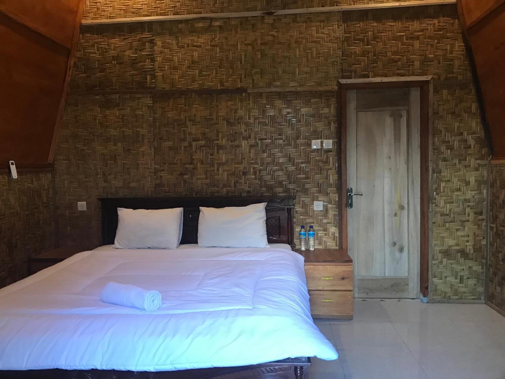 Bello Bungalow Batukliang Екстериор снимка