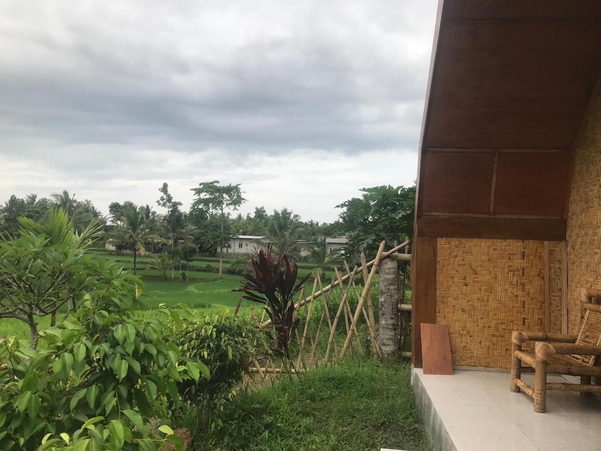 Bello Bungalow Batukliang Екстериор снимка
