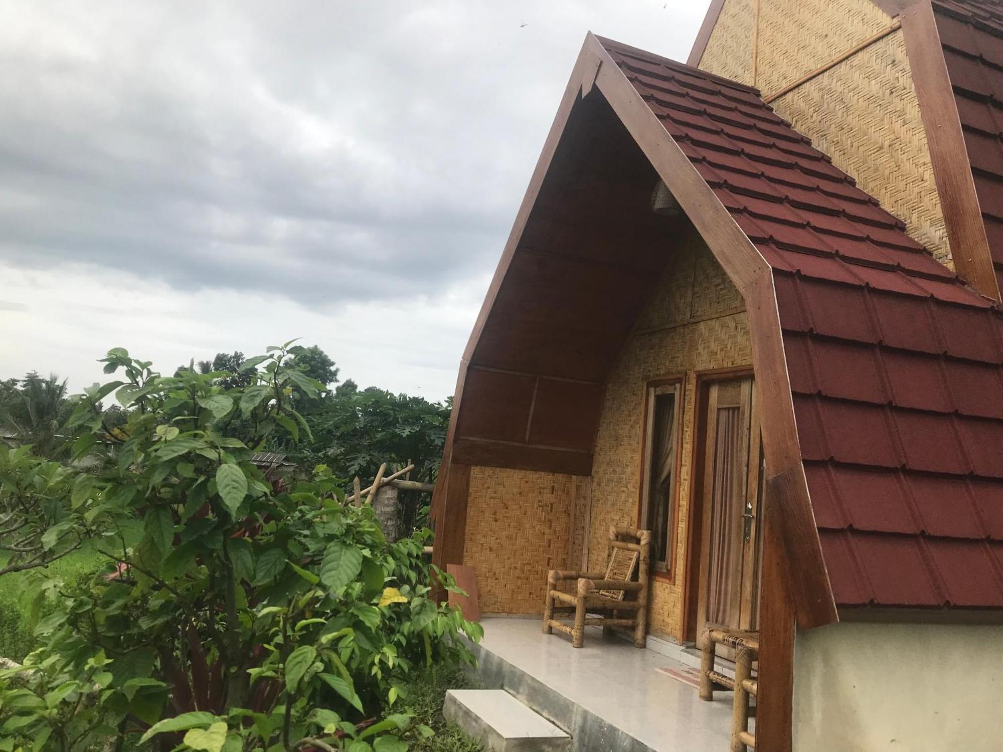 Bello Bungalow Batukliang Екстериор снимка